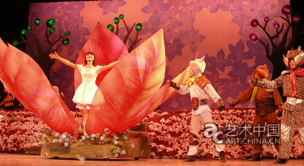 《葫芦娃》、《新白雪公主》'六一'北京巡演