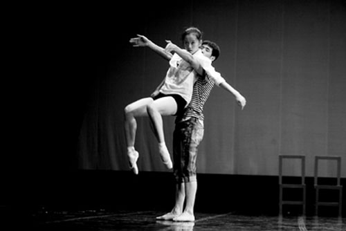 芭蕾创意工作坊办教育活动 与粉丝共话“创作”