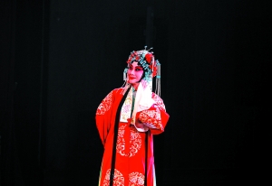 董圓圓在京劇《楊門女將》中飾演穆桂英