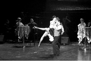 阿根廷名团热舞《欲望的探戈》 保利剧院上演