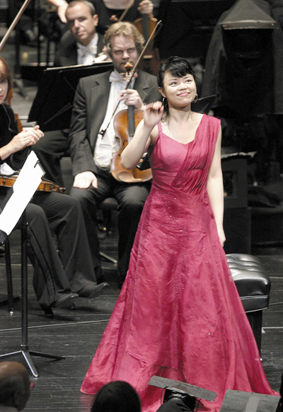 2012国际钢琴系列 “钢琴公主”陈萨再登大剧院