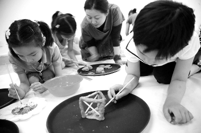 形式出新 服务用心-中国美术馆公共教育探索