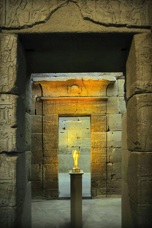 丹铎神庙(埃及) 公元前15年。