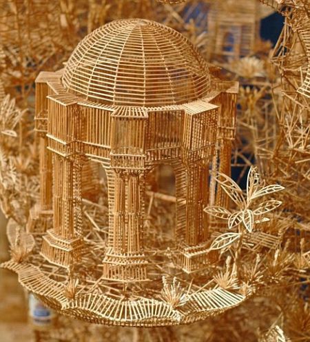 藝術家用10萬根牙籤達成驚人雕塑