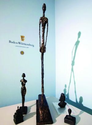 德國斯圖加特警方展出的賈科梅蒂雕塑偽造品