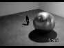 隋建國——《自行運動的金屬球》直徑210cm 金屬機械 2010