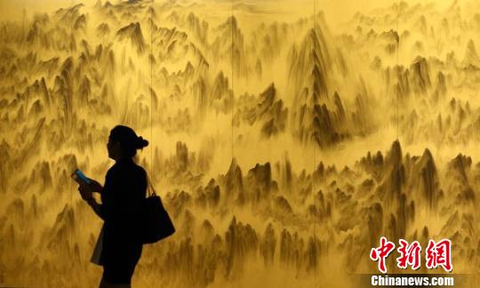 徐龍森巨幅山水國內首展南京宏大尺度展精微筆墨