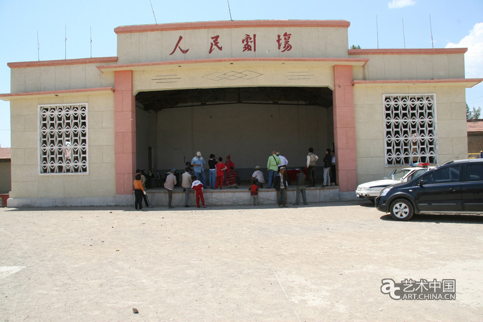 闫平晋北戏曲采风追踪,当代著名油画家,中国人民大学,艺术学院教授,闫平,晋北戏曲,闫平艺术,闫平作品,闫平展览,闫平个展,闫平采风,闫平写生,戏曲艺术