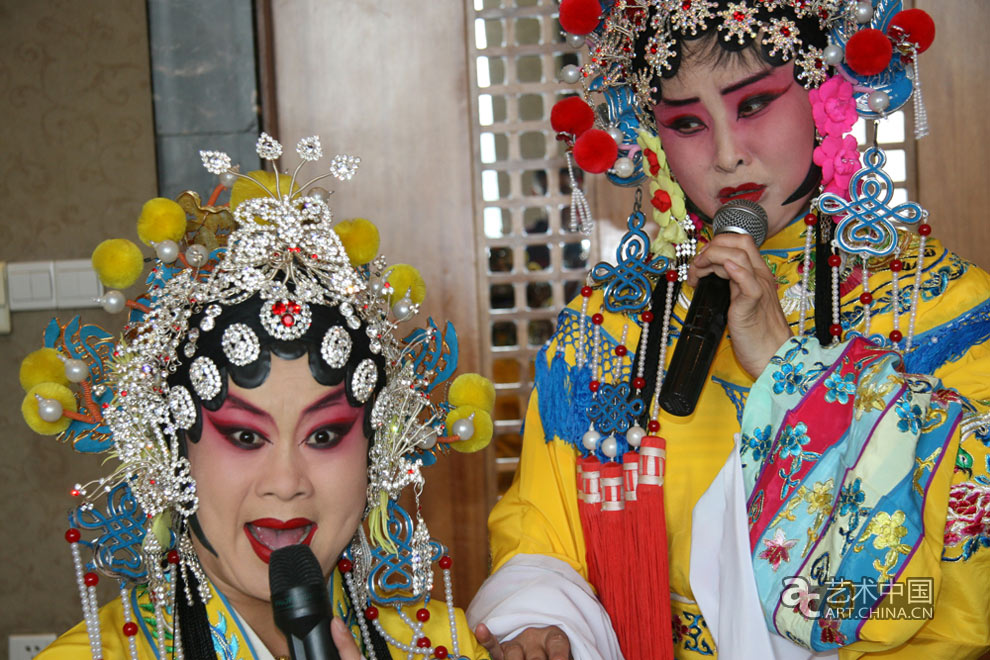 闫平晋北戏曲采风追踪,当代著名油画家,中国人民大学,艺术学院教授,闫平,晋北戏曲,闫平艺术,闫平作品,闫平展览,闫平个展,闫平采风,闫平写生,戏曲艺术