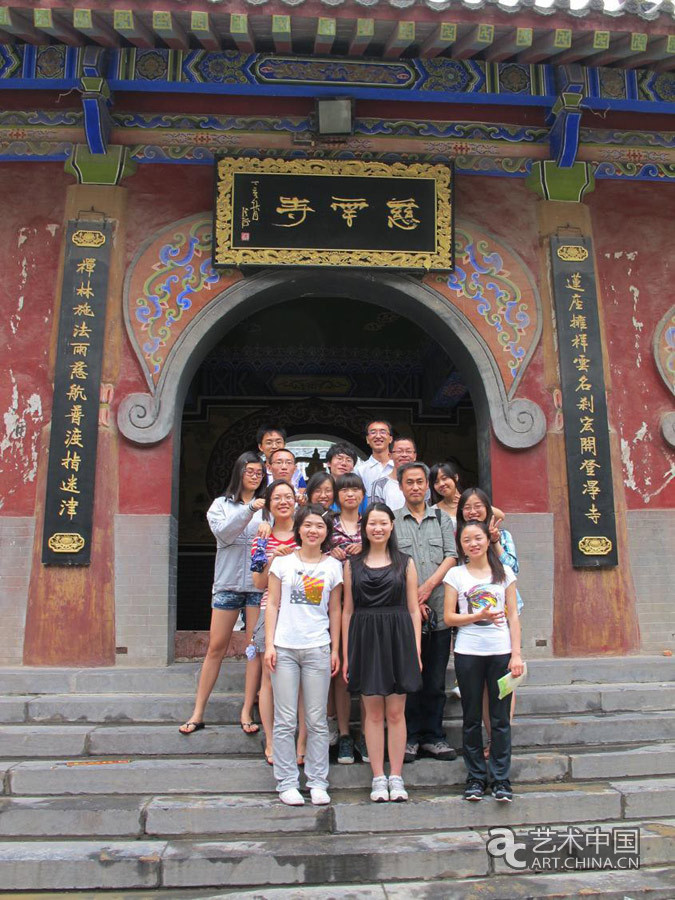 2011年，李静杰老师带2009级学生赴河南考察