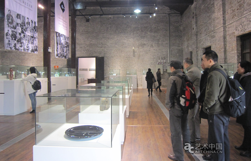 中国当代陶瓷艺术展在1895文化创意产业园开幕 中国 当代 陶瓷 艺术展 1895文化创意产业园 开幕