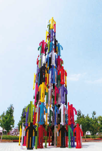 曾成钢:百件奥运雕塑诠释新北京