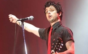 Green Day（绿日）主唱Billie Joe Armstrong（比利·乔·阿姆斯特朗）