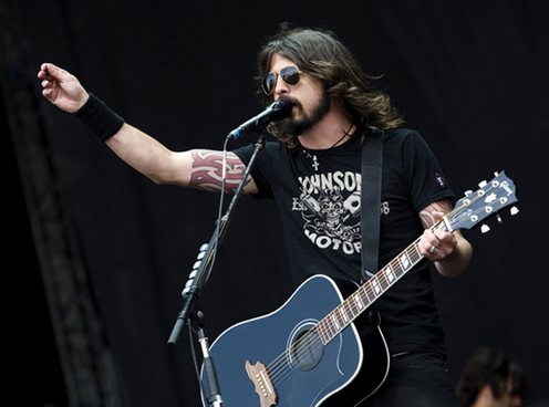 Foo Fighters(喷火战机)主唱Dave Grohl（戴夫·格罗尔）