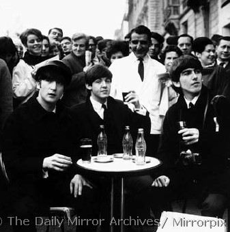 Beatlemania - 狂爱披头士，The Beatles乐队经典回顾摄影展