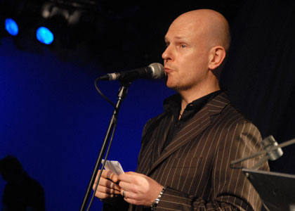 Radiohead乐队鼓手Philip Selway（菲利普·塞尔韦）