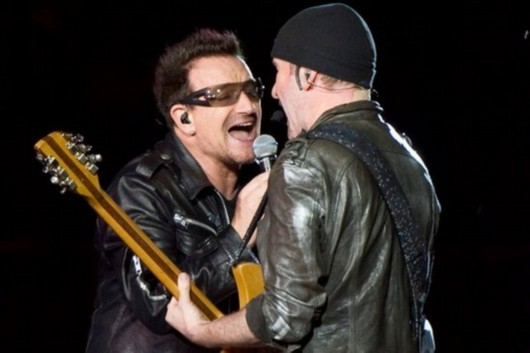 U2新书明年十月发行 完整记录360度世界巡演