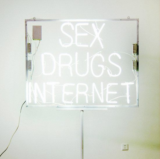 新褲子《Sex Drugs Internet》