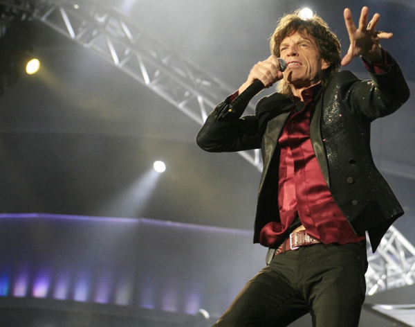 2007年，樂隊主唱米克 賈格（Mick Jagger）在演唱。
