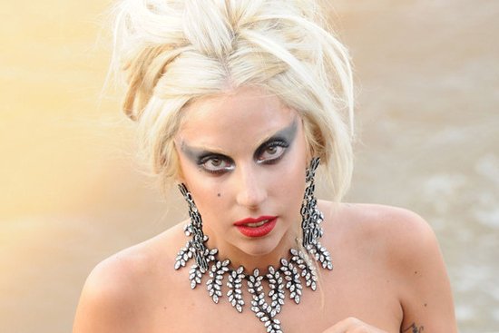 Gaga新唱片明年初發行 以全新的多媒體體驗發行