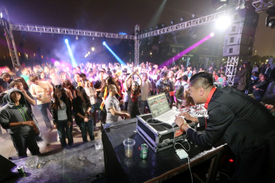 上海电子迷笛打造万圣节狂欢派对