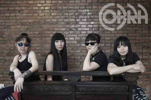 中国首支女子摇滚乐队“眼镜蛇”重组