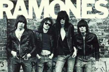 传奇朋克摇滚乐队雷蒙斯(The Ramones)