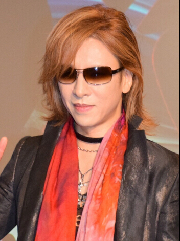 资讯 生活 音乐  yoshiki 据日本媒体报道,日本经典视觉系摇滚乐队x