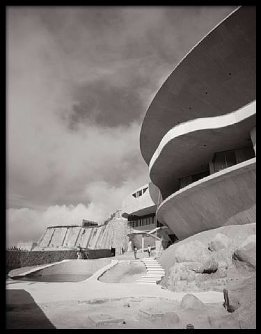 已故建筑摄影大师julius shulman