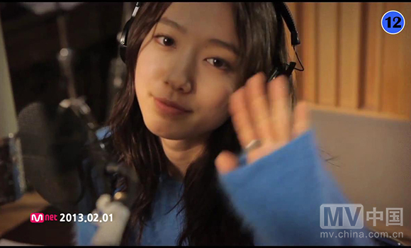  朴信惠  -  漆黑 (电视剧《邻家花美男》OST)_MV