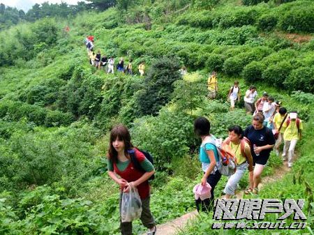 徒步穿越大美鸡公山之旅