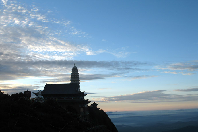 云南鸡足山 徐霞客两度登临的佛教名山