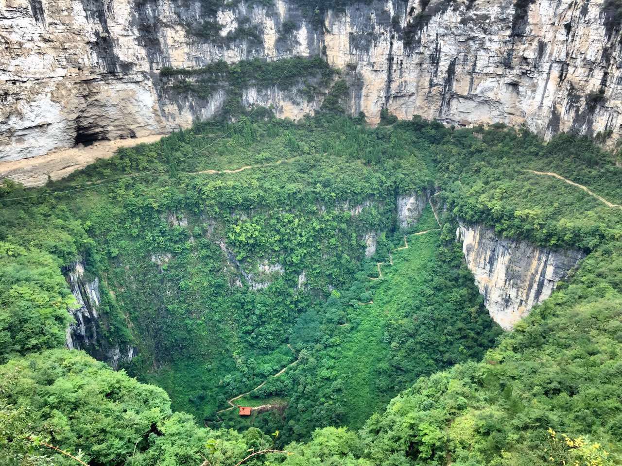 天坑——最美的风景在地下|画廊|中国国家地理网