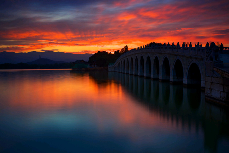 适合老人出游的旅行地 老人出游有备而行