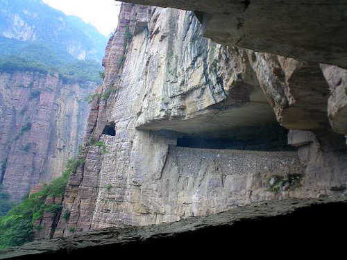 太行山郭亮隧道--人工开凿的世界第九大奇迹