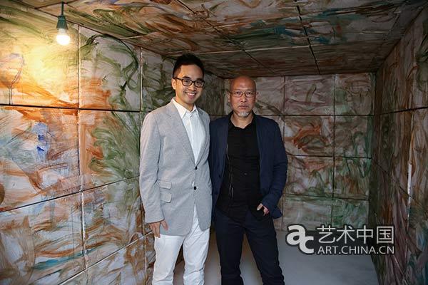 张恩利首次香港个展空间绘画开幕